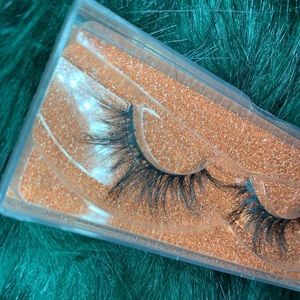 100% Mink Lashes